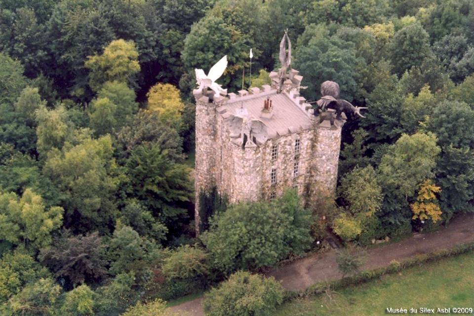 Silexmuseum (Toren van Eben-Ezer) in Bitsingen — park