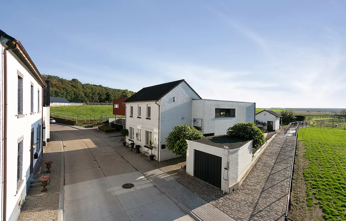Bed & Breakfast Montenakerhof in Riemst — hotel