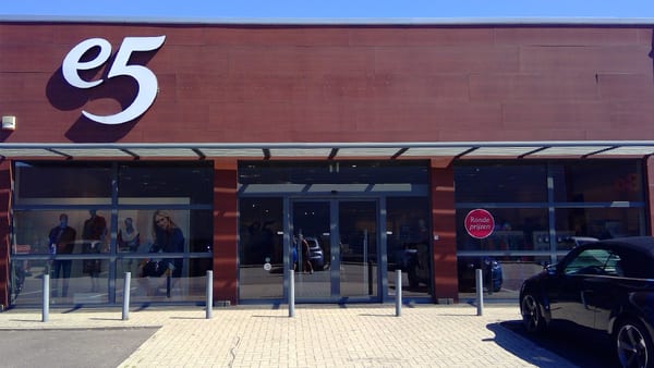e5 in Winkelen