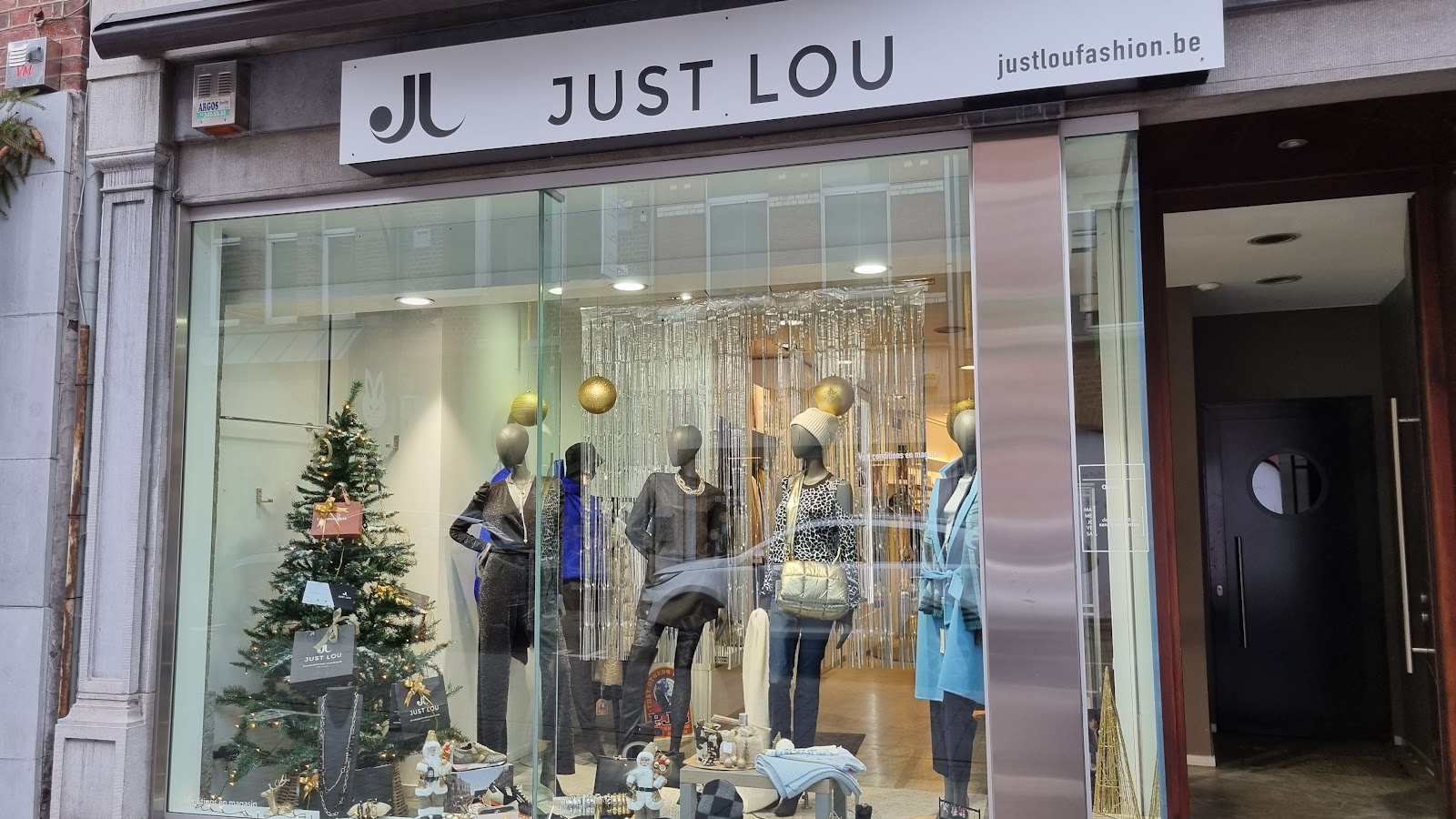 Just Lou in Oupeye