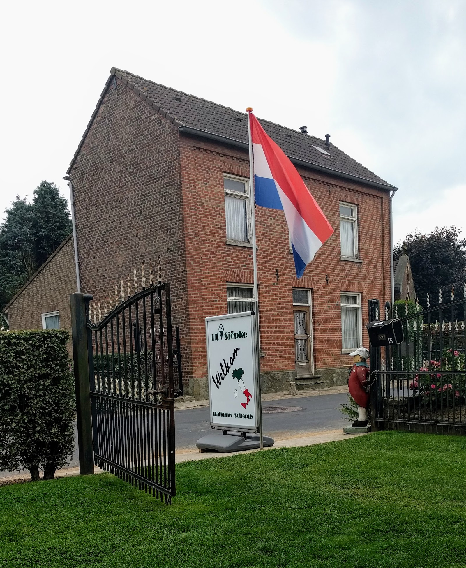 Ut Ies Sjöpke in Beek