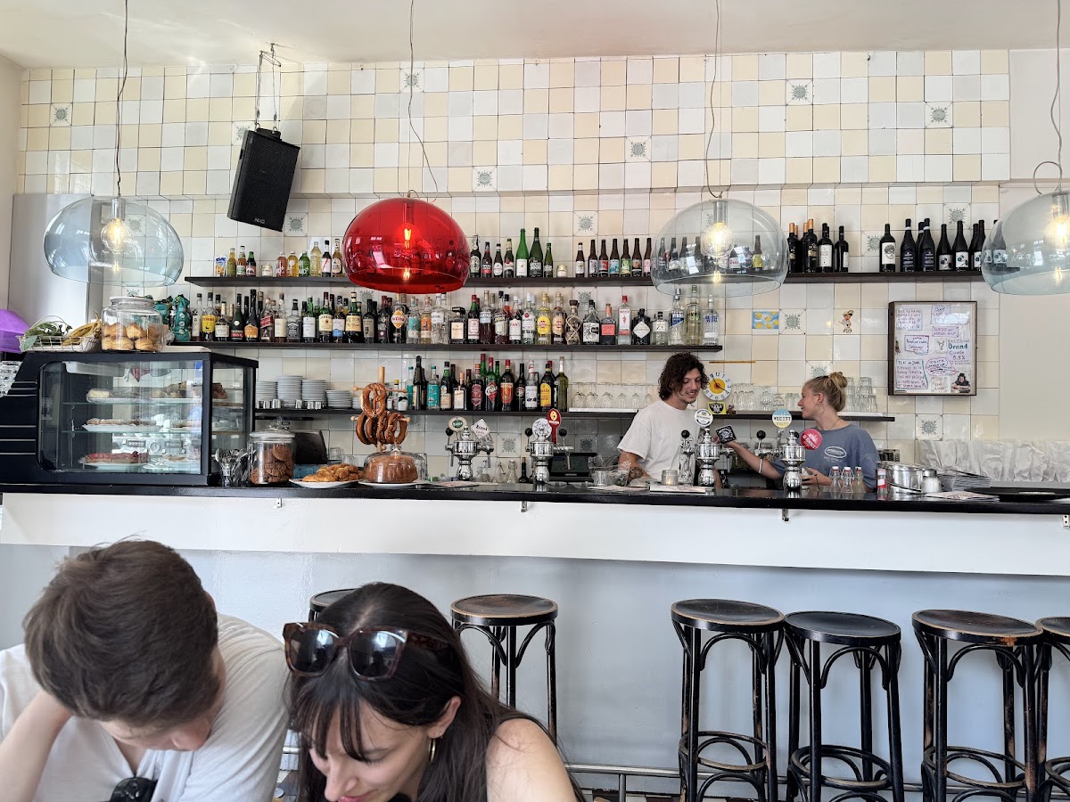 Zondag in Maastricht — café