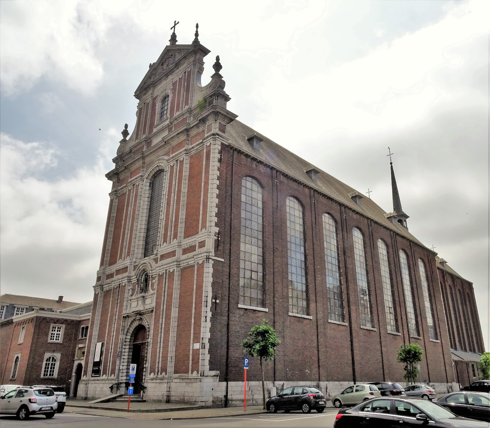 Minderbroederskerk - kloosterkerk Sint-Franciscus Solanus (ontwijd sinds 2019) in Sint-Truiden