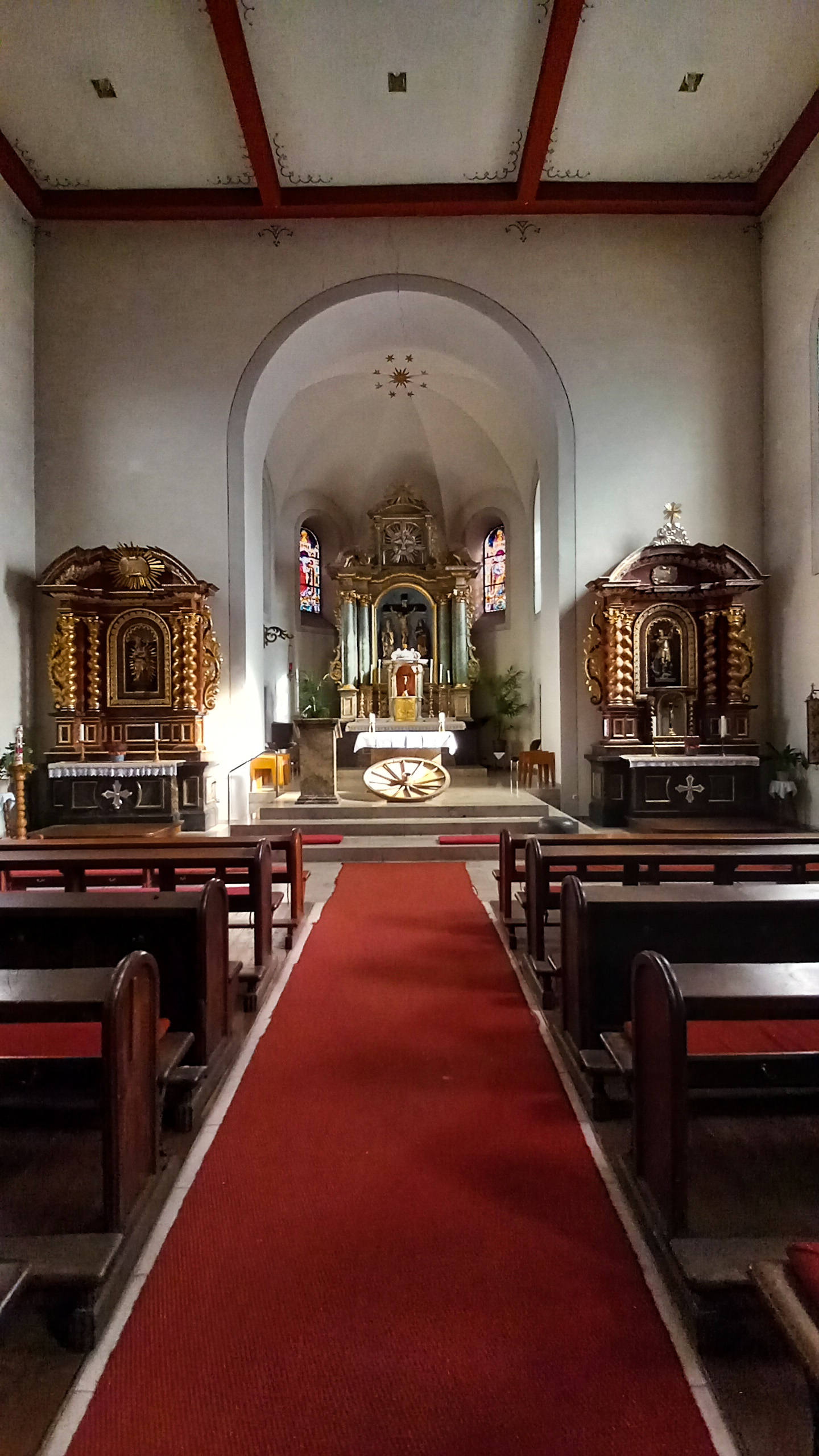 Oude Sint-Michaëlkerk in Alken