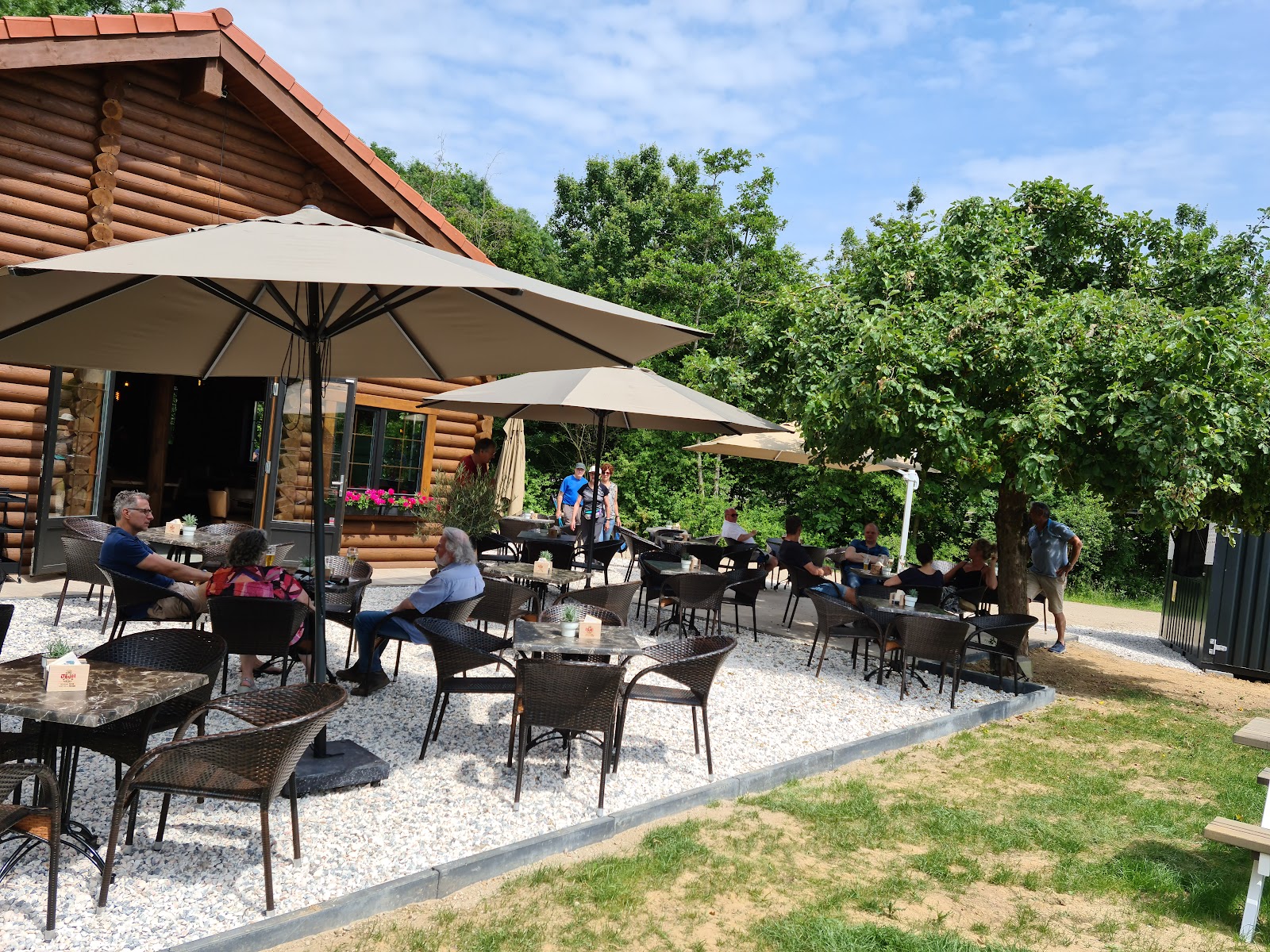 Don's Dikke Daniker in Sweikhuizen — restaurant