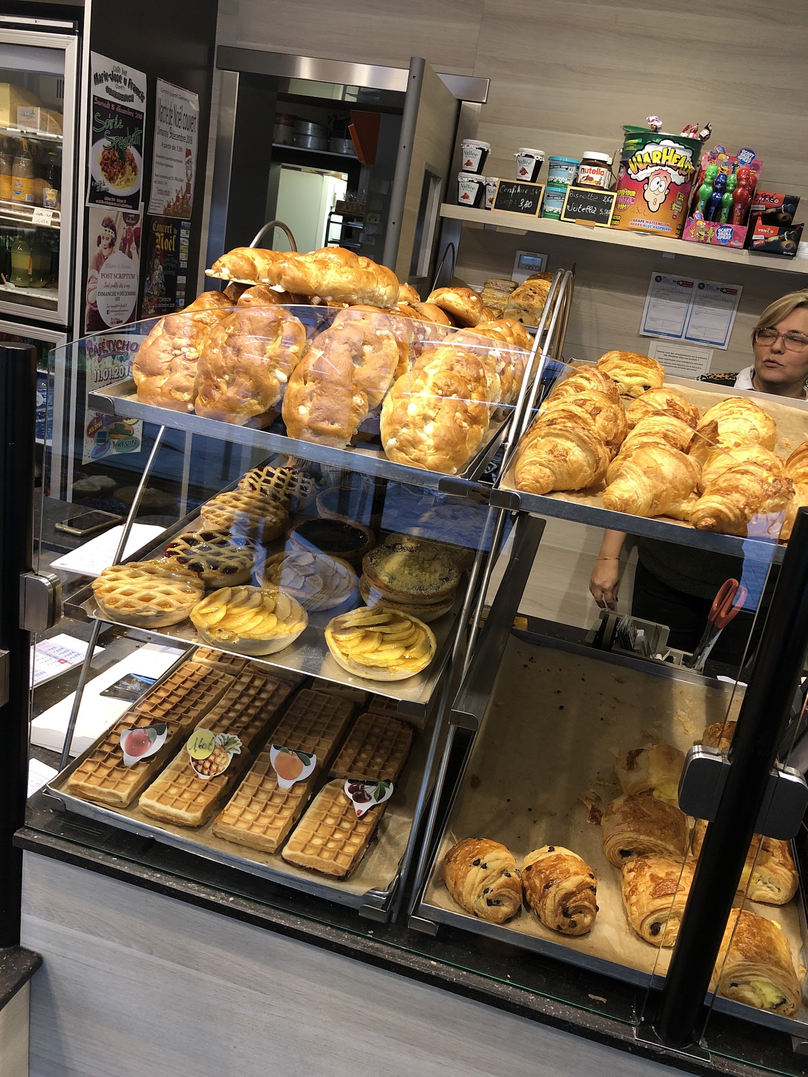 Au Fournil Des Compagnons in Plombières — bakkerij