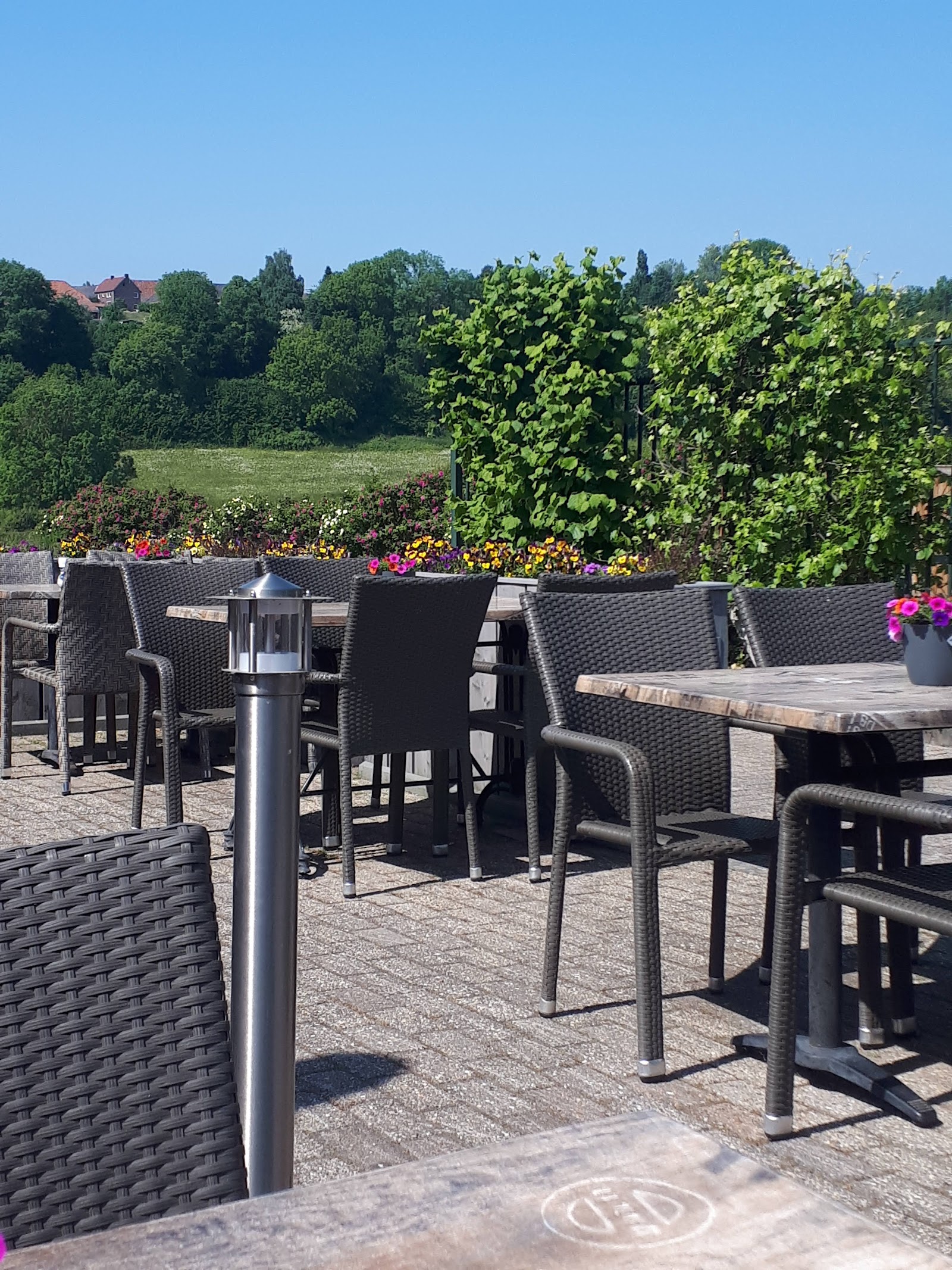 Eetcafé Tinus in Noorbeek — restaurant