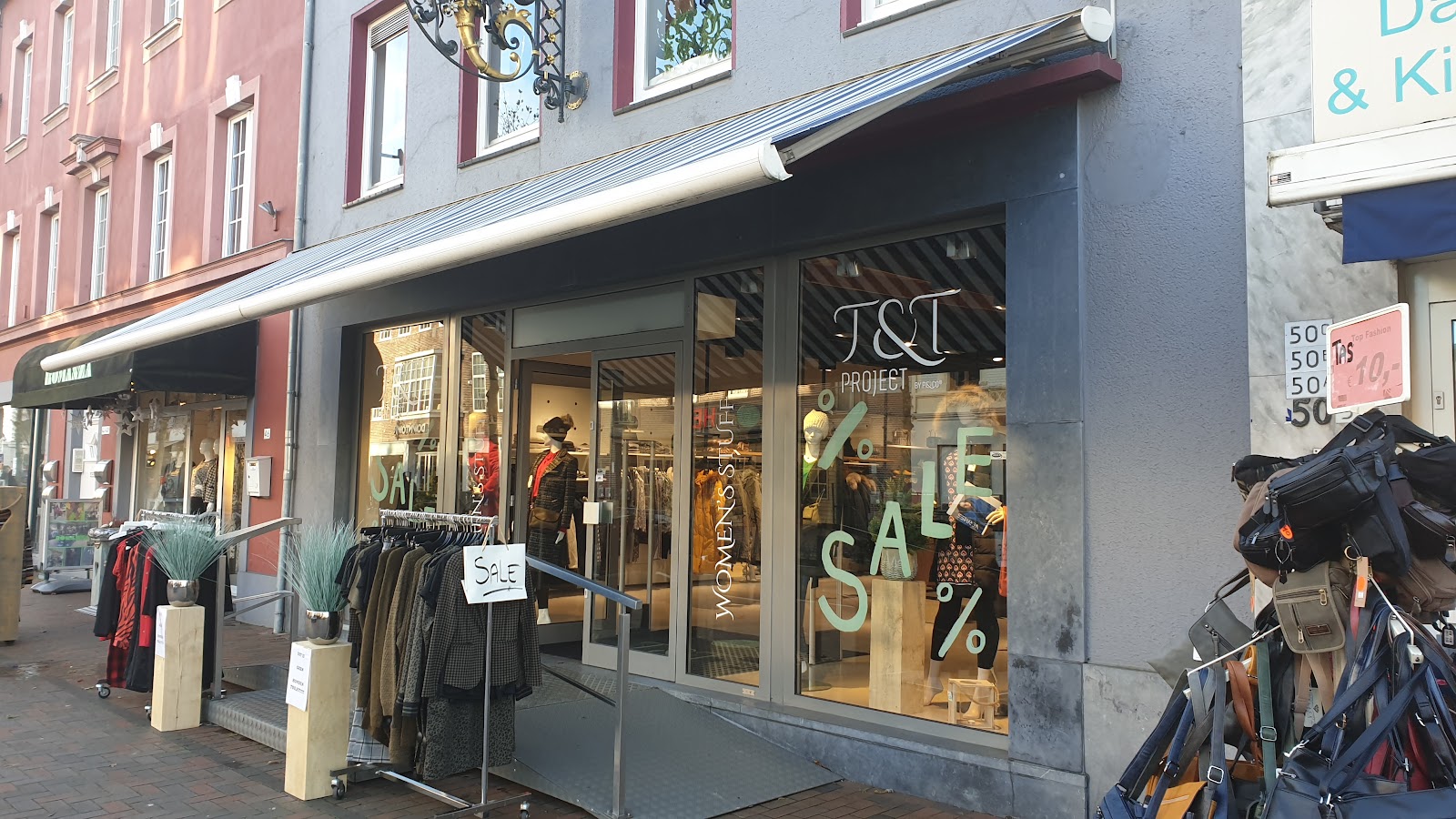 T&T Project WOMEN’s FASHION in Vaals