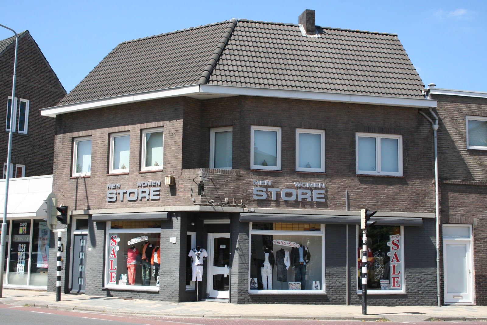 Men Women STORE in Nuth