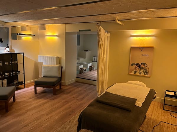 NAVISH Boutique Spa in Wellness
