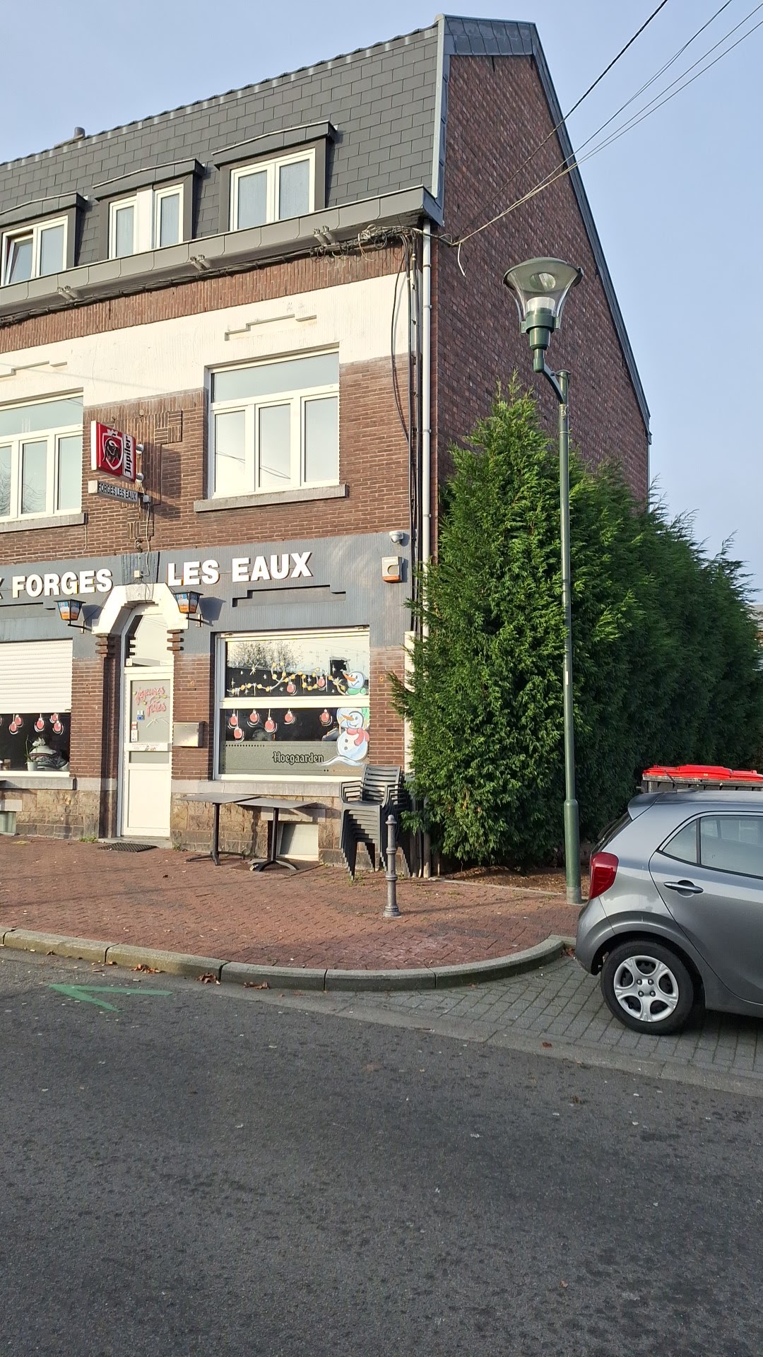Aux Forges Les Eaux in Herve — café
