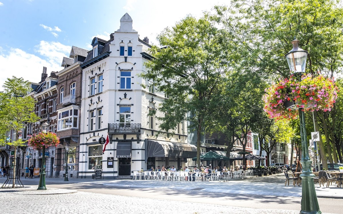 Alex Maastricht in Maastricht — hotel