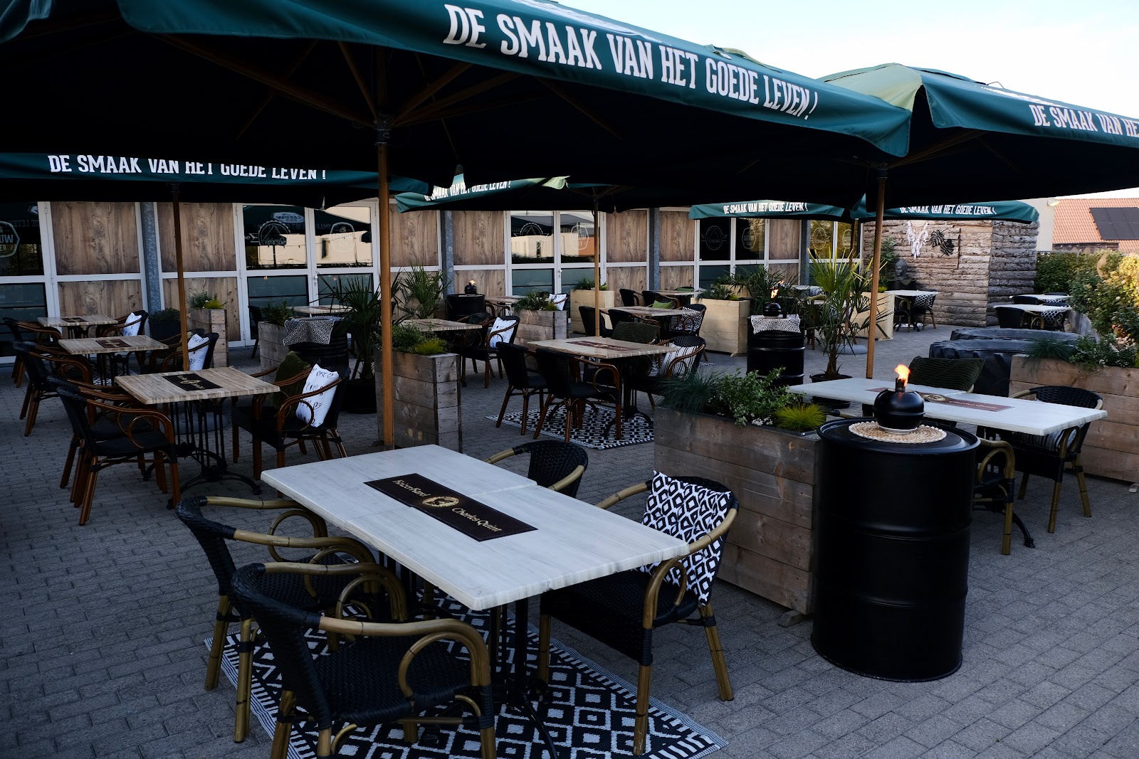 Café-Restaurant Bergzicht in Vijlen — restaurant