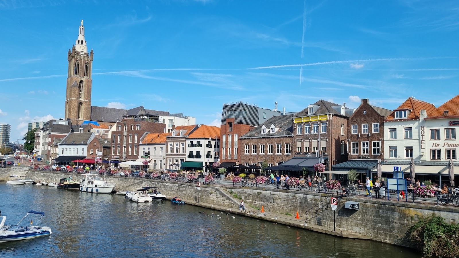 Hotel De Pauw in Roermond — hotel