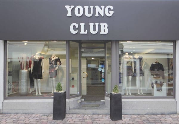 Young Club bvba in Winkelen