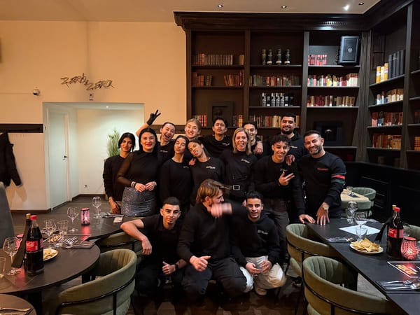 Zero Zero Grand Café in eten