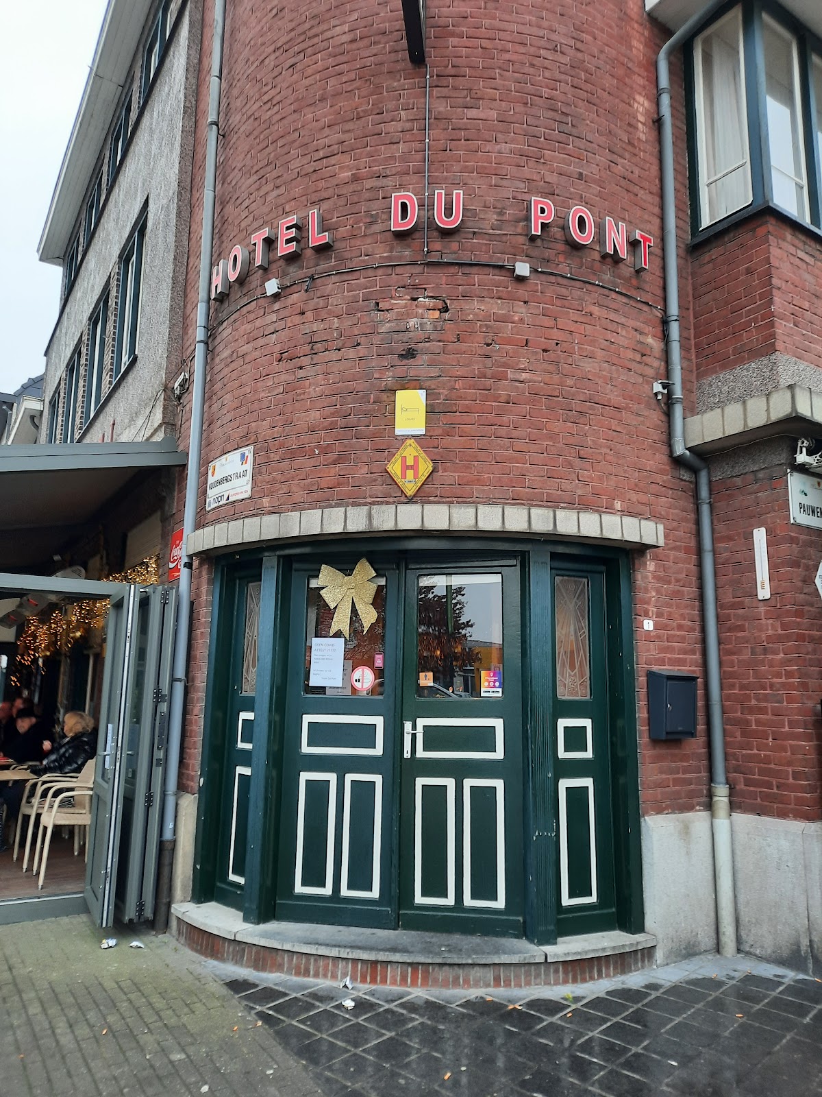 Café Hotel Du Pont - Maasmechelen in Maasmechelen — hotel