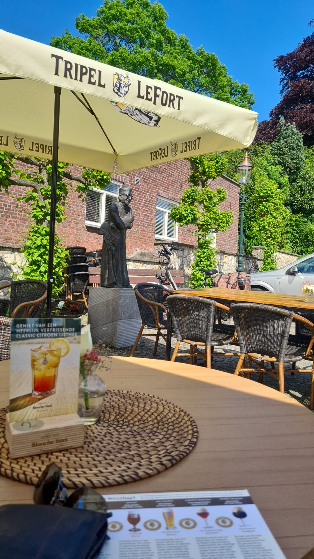 Caffée Meels in Sweikhuizen — café