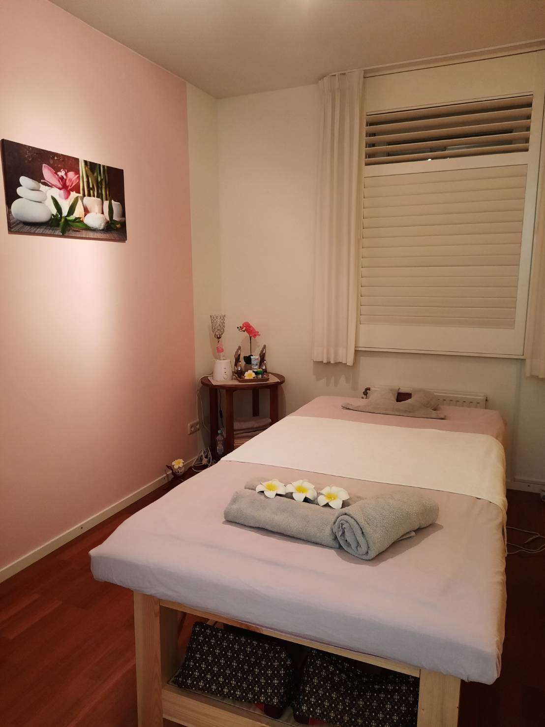 Thai Massage Born in Born