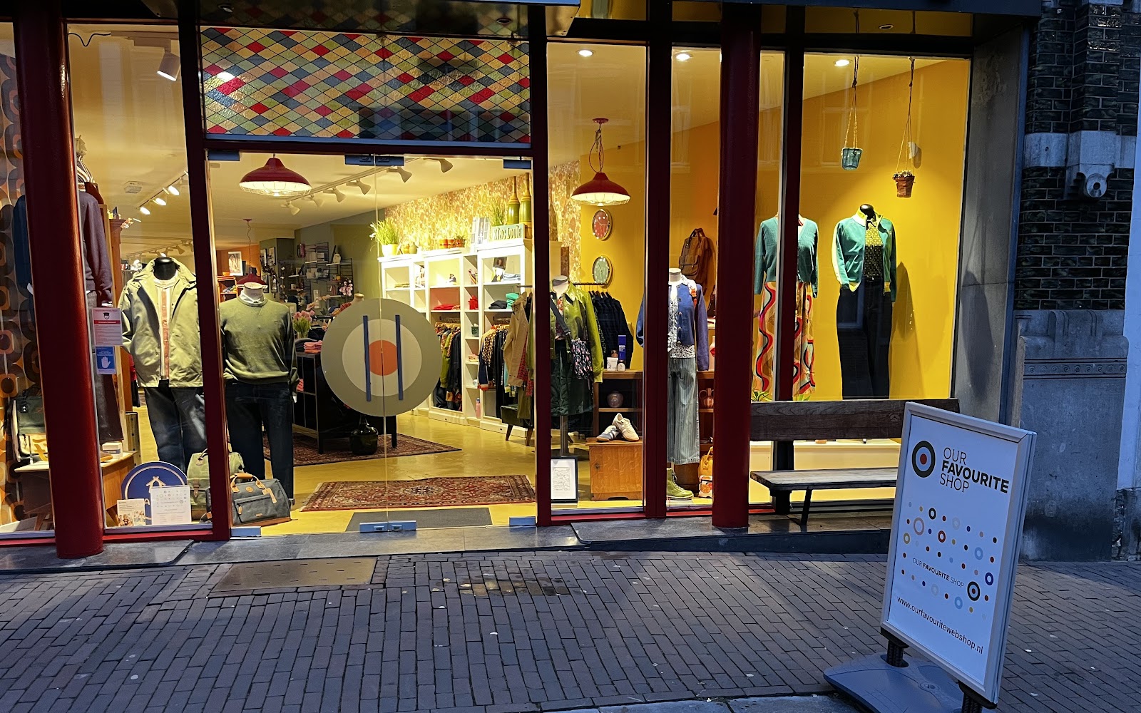 Our Favourite Shop, Sustainable Quality Fashion , Menswear, Womenswear in Roermond