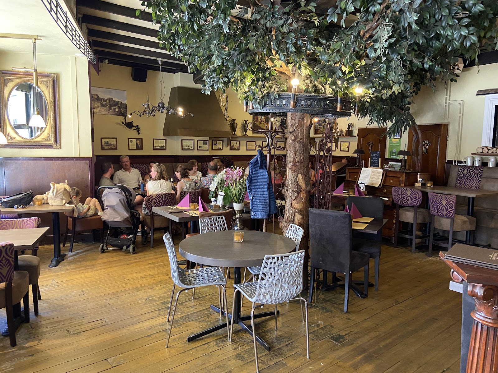 Dinercafé Amadeus Valkenburg in Valkenburg — restaurant