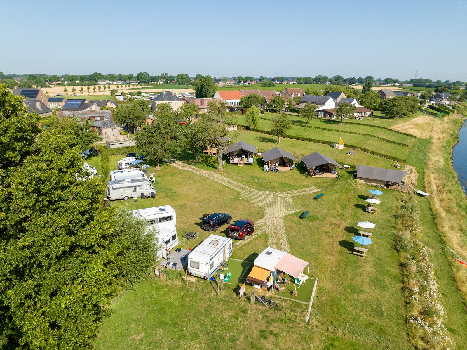 Camping De Boomgaard in Maaseik