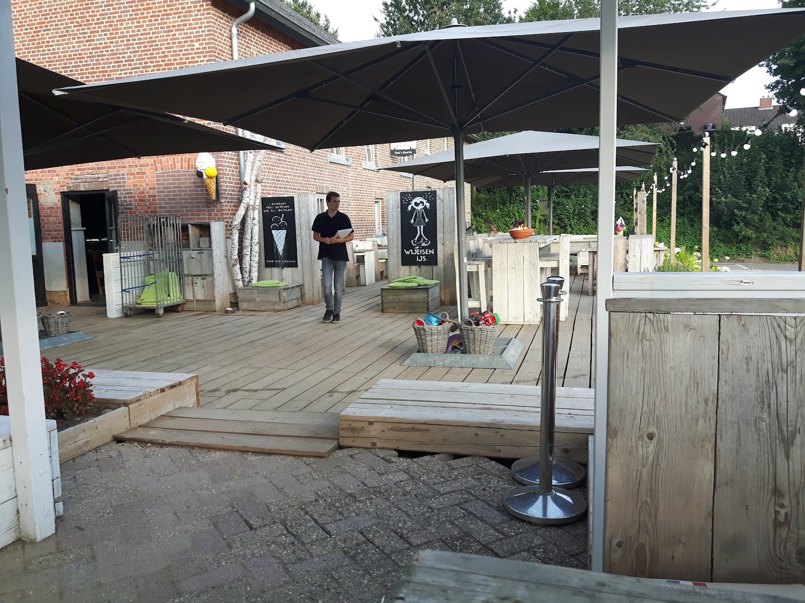 PAULS in Wijlre — restaurant