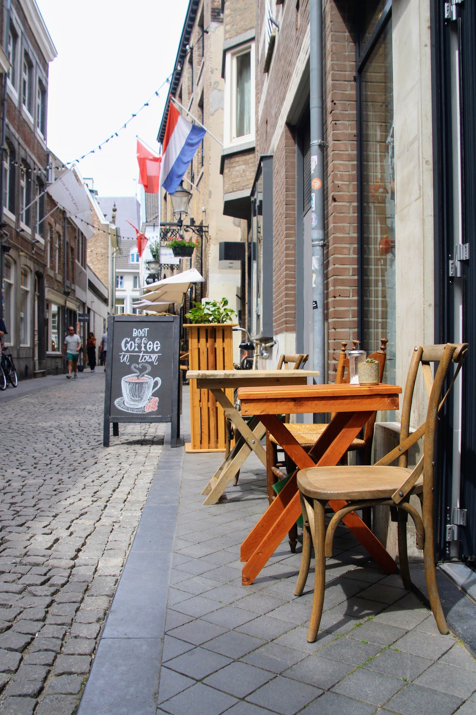 Oila BV in Maastricht — café