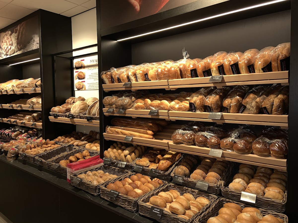 Brood- En Banketbakkerij Mestrom in Sittard — bakkerij