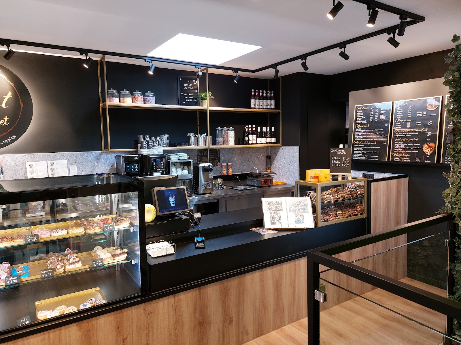 Sweet Market Lanaken in Lanaken — bakkerij