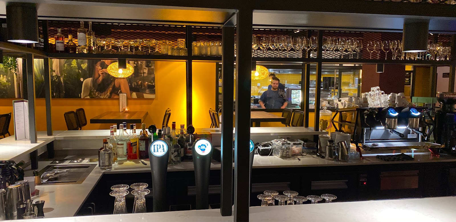 Mrs. Robinson in Beek — restaurant