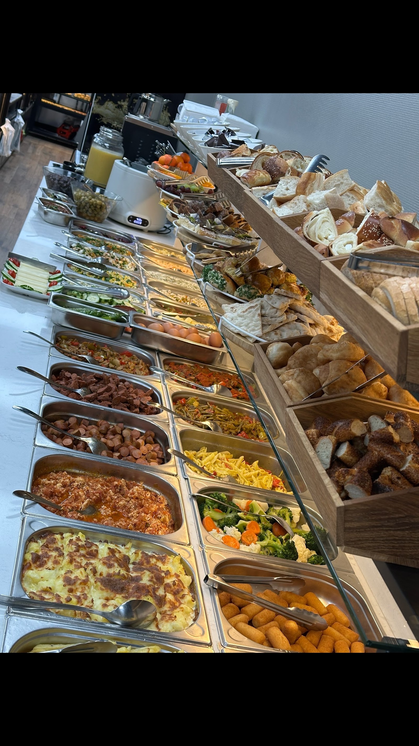 Bakkerij Yasemin Tea room 🫓 in Heusden-Zolder — bakkerij