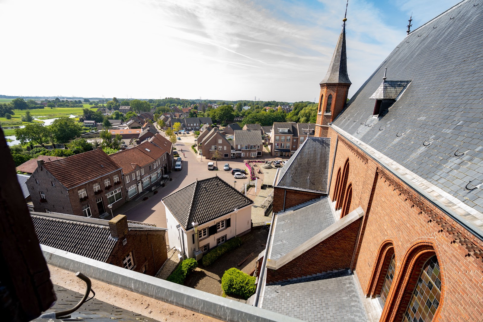 Sint-Martinuskerk in Neer