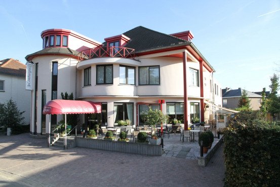 Hotel-Restaurant Limburgia in Riemst — hotel