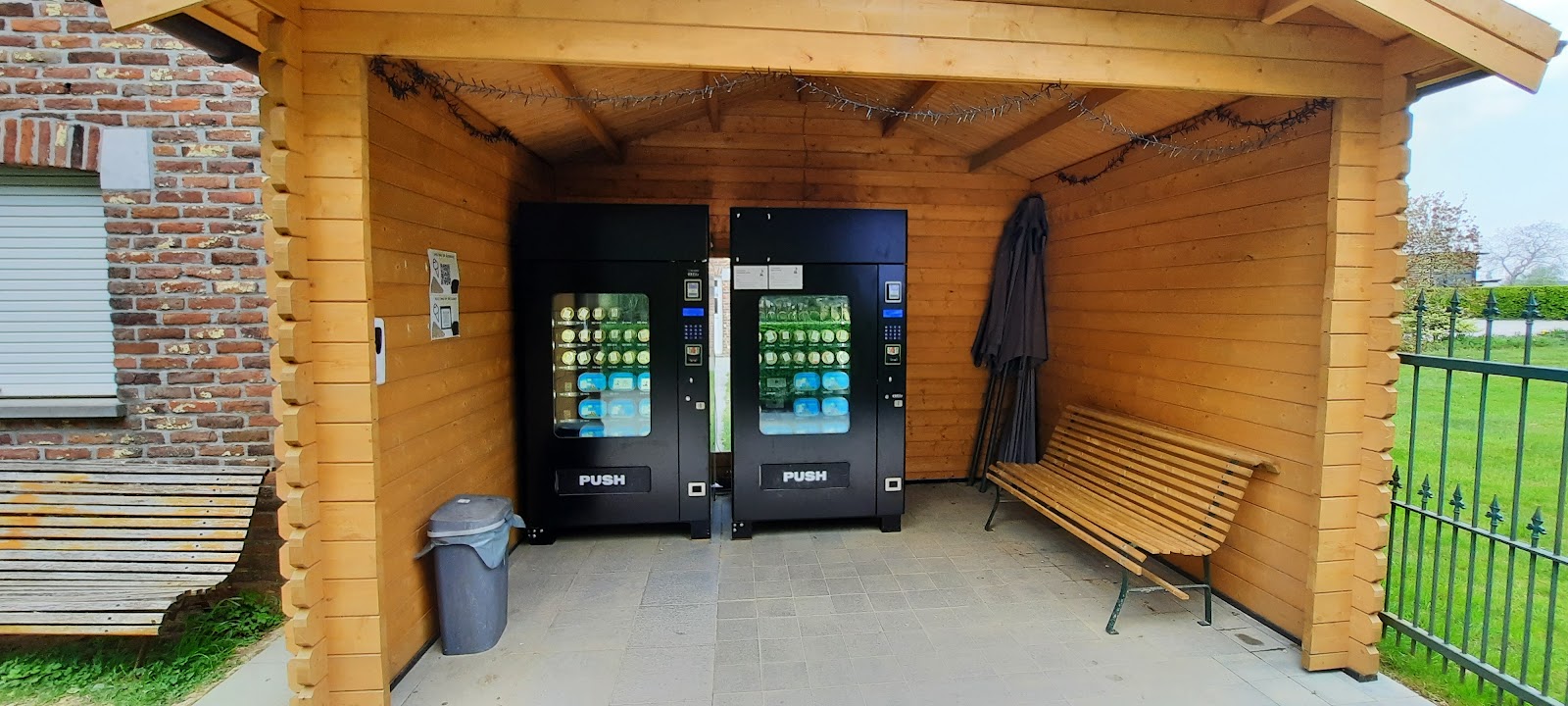 ‘t Voerboertje ijsautomaat in Voeren