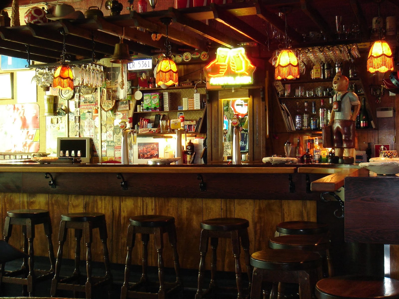 Cafe het Centrum🍺 in Schinnen — bar