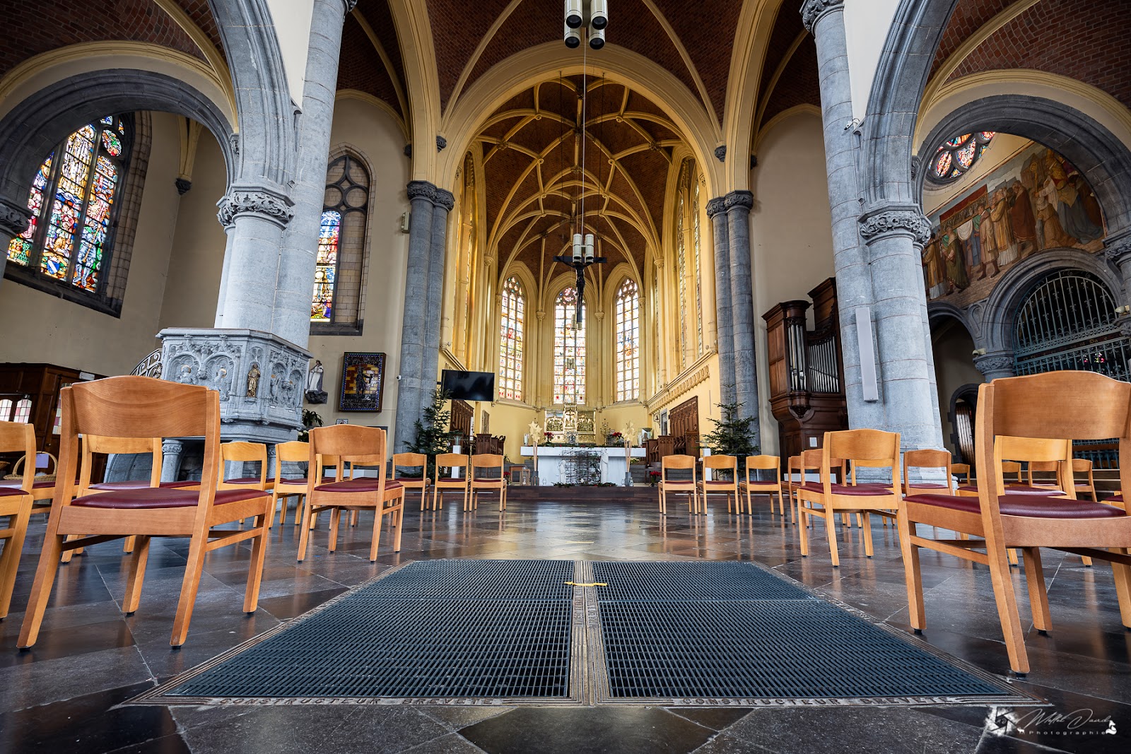 Kapittelkerk van Sint-Martinus en Sint-Hadelinus in Visé