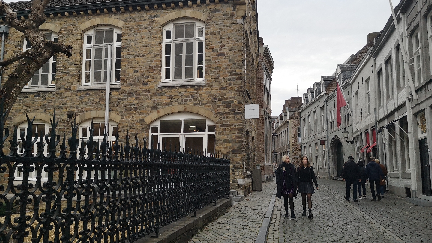Nicole Exclusieve Damesmode in Maastricht