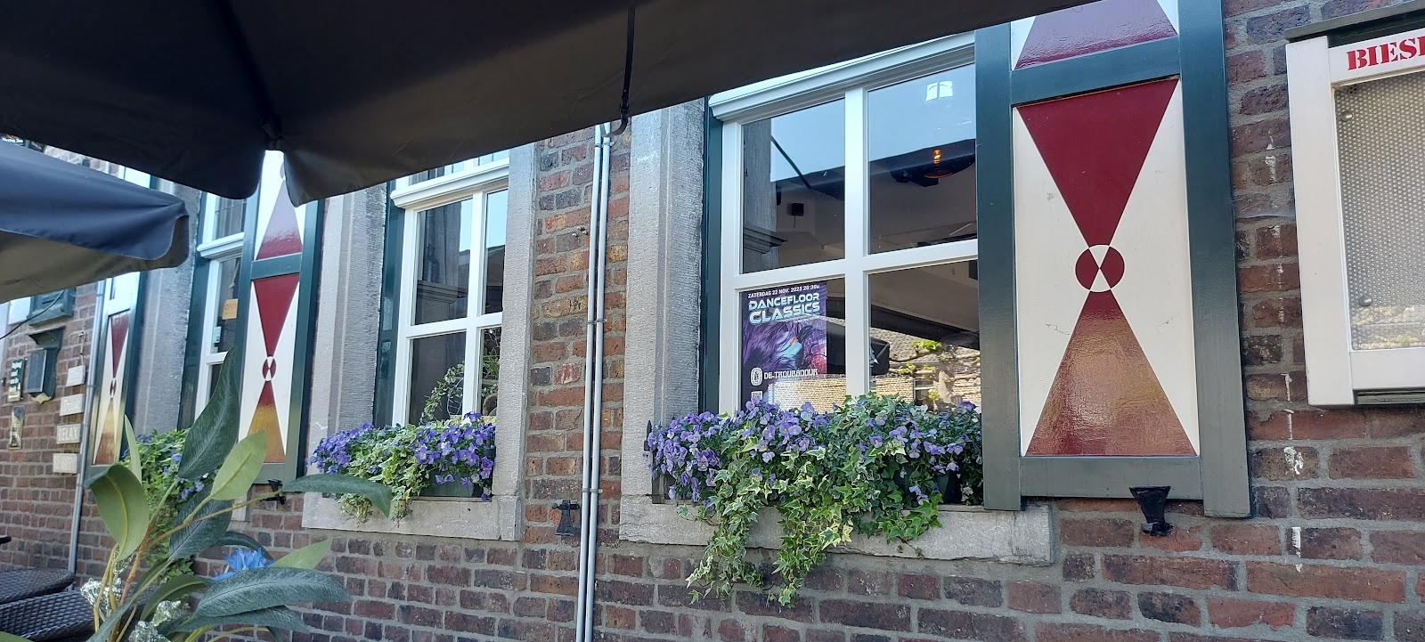 Eetcafé De Troubadour B.V. in Beesel — restaurant