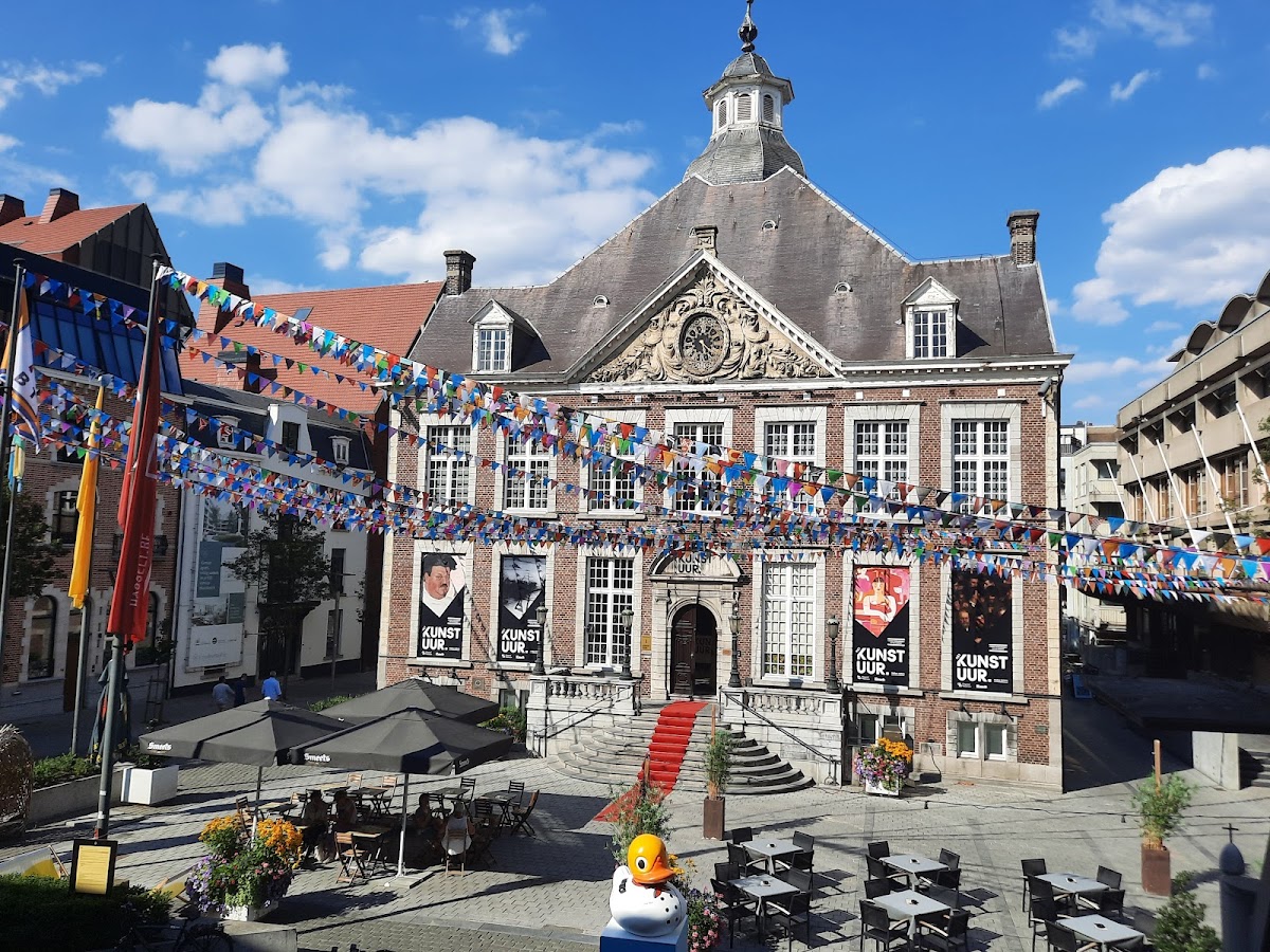 Het Kunstuur Hasselt in Hasselt — museum