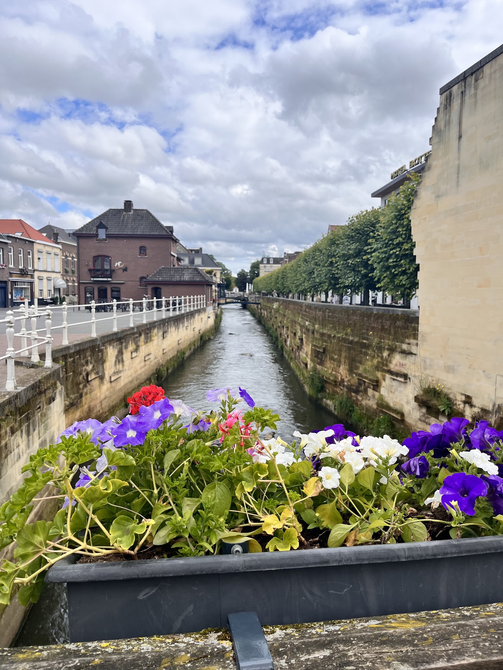 Boutique Hotel Omnia in Valkenburg — hotel