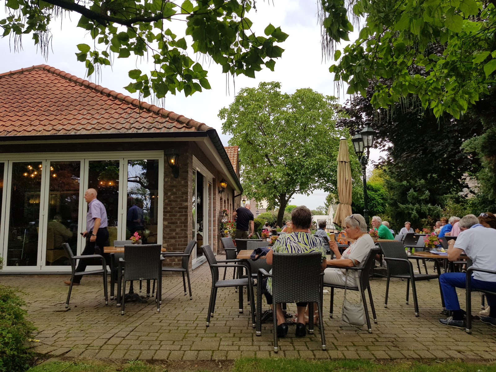 IJscafé Nostalgie in Roosteren