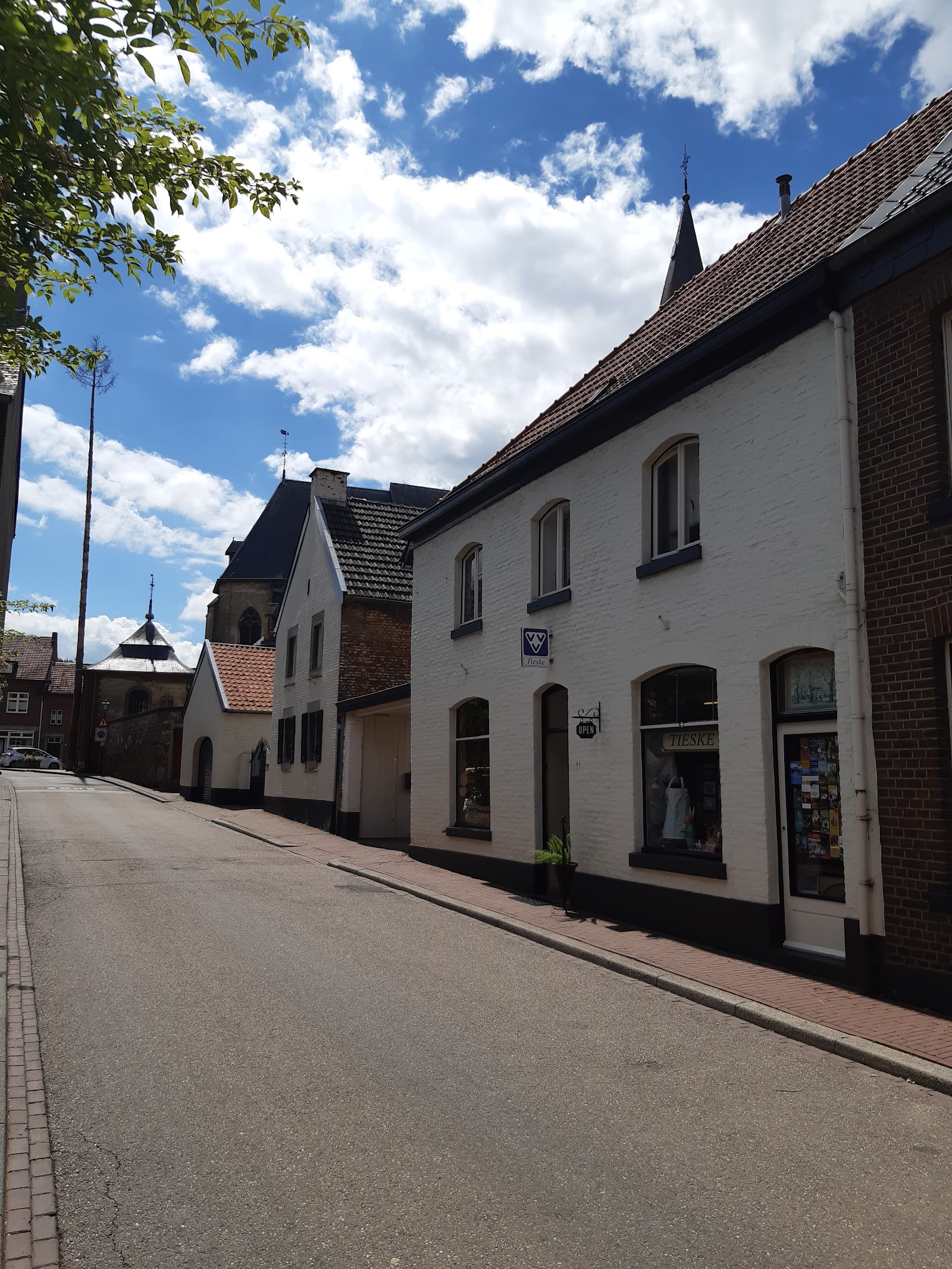 VVV servicepunt en kadowinkel Tieske in Noorbeek