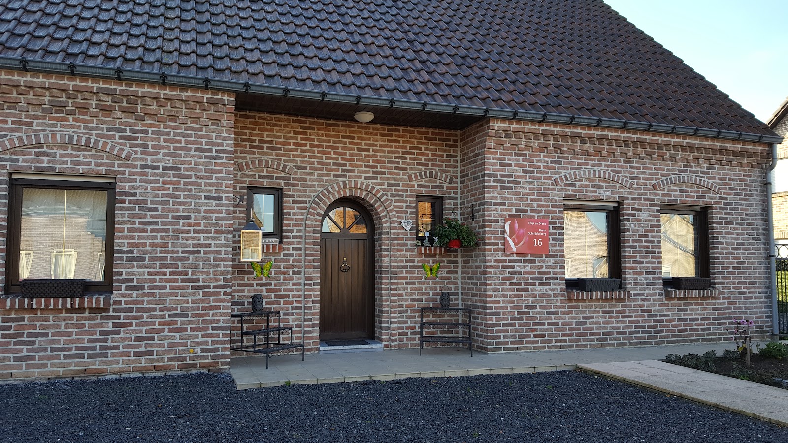 B & B Carpe diem , bed and breakfast maaseik in Maaseik
