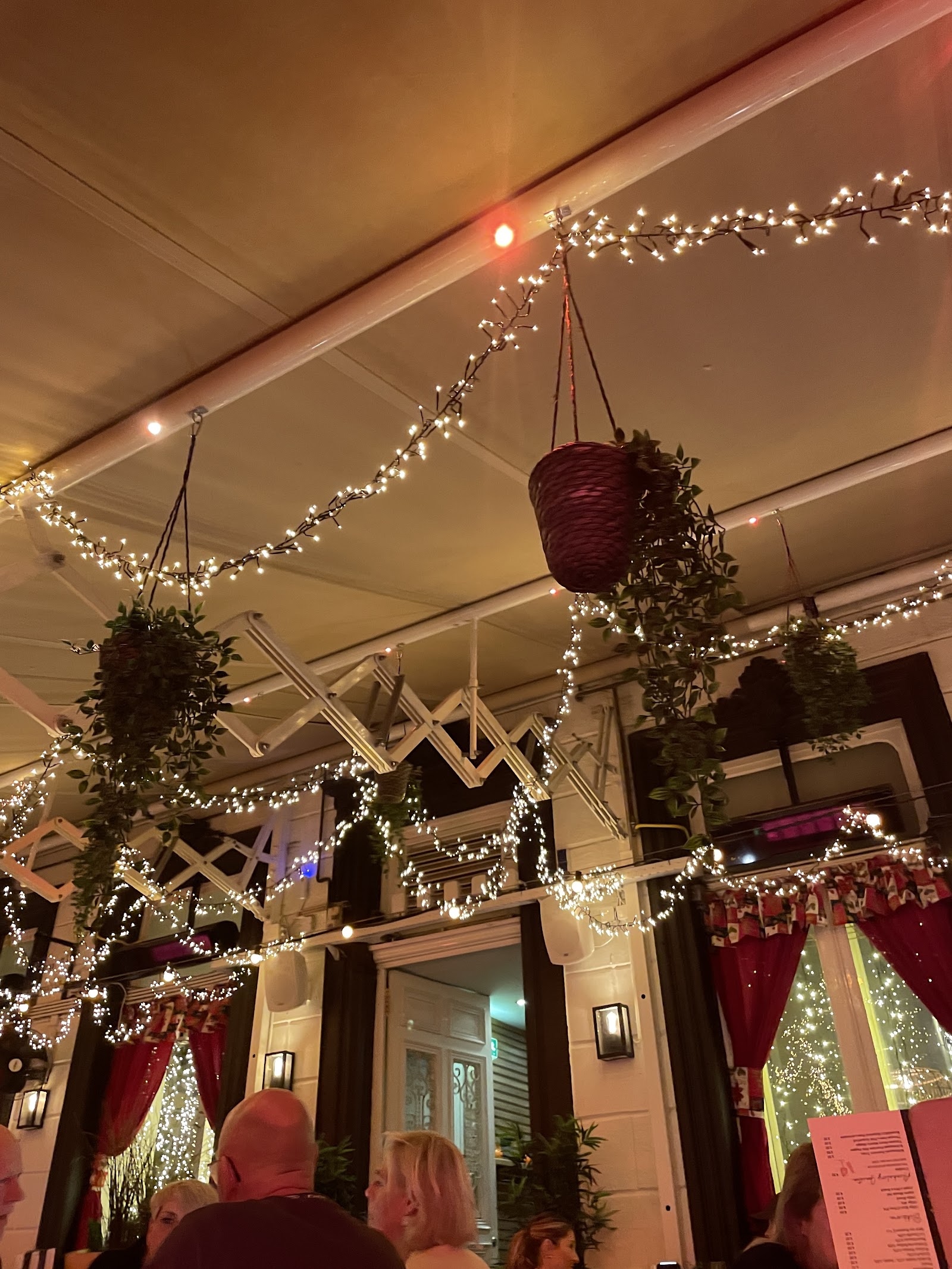 Eetcafé en Restaurant De Buren in Sittard — restaurant