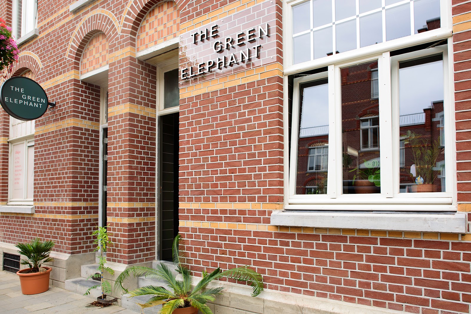 The Green Elephant Hostel & Spa in Maastricht