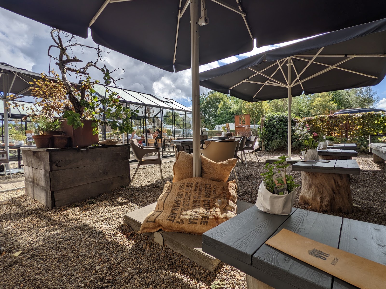 Eetpodium Loods81 | Eten, Drinken & Traiteur in Margraten — restaurant