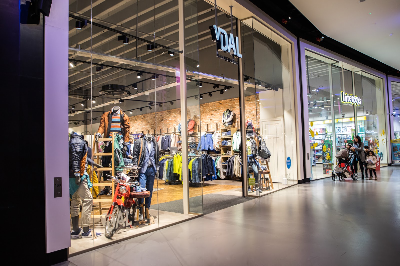 Van Dal mannenmode in Beek