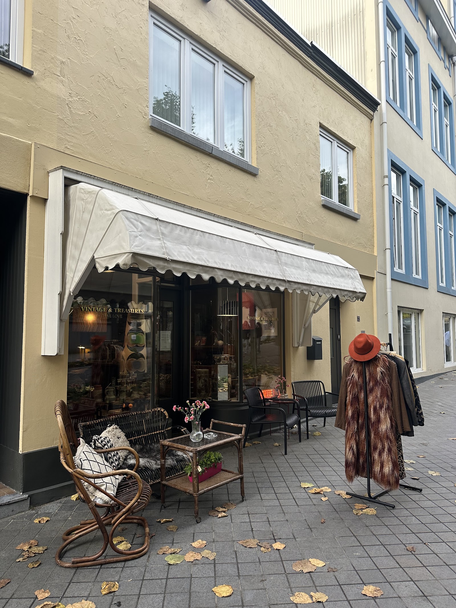 Tierlantijntjes - Vintage & Treasures We Love in Valkenburg